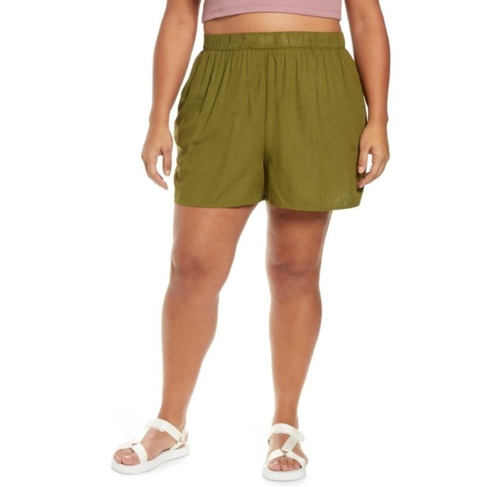 BP. Women's Plus Size Easy High Waist Lenzing Pocket Shorts in Olive Mayfly 1X